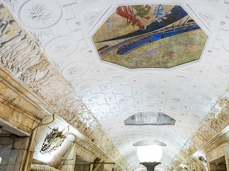 Как возвращали на станцию &laquo;Новокузнецкая&raquo; уникальные барельефы: работали 9 месяцев - МК