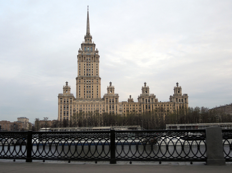 Гостиницу &laquo;Украина&raquo; ждет капитальный ремонт - МК