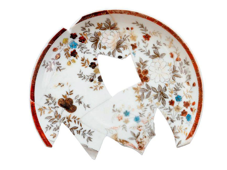 Археологи раскопали в Хамовниках сотни старинных вещей - МК Археологи раскопали в Хамовниках сотни старинных вещей - МК