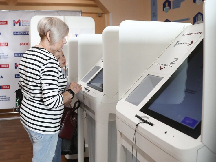 Общественный долг и добрые дела: свыше 3 млн. москвичей проголосовали на выборах в Мосгордуму - МК Общественный долг и добрые дела: свыше 3 млн. москвичей проголосовали на выборах в Мосгордуму - МК