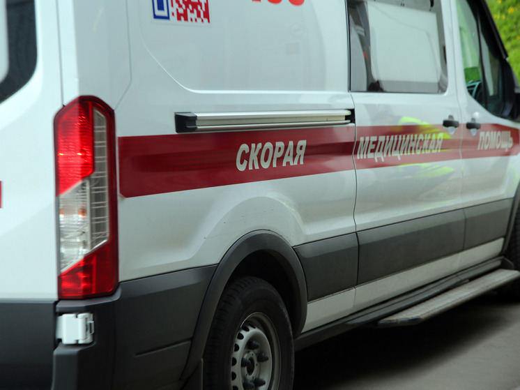 Трехлетняя девочка получила травмы в массажном кресле - МК