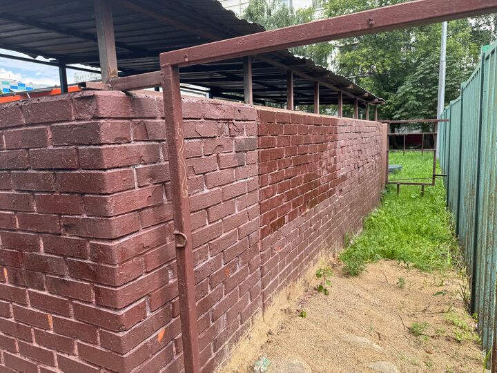 &laquo;Сразу жить хочется&raquo;: обычная московская мусорка стала местом странных перформансов - МК