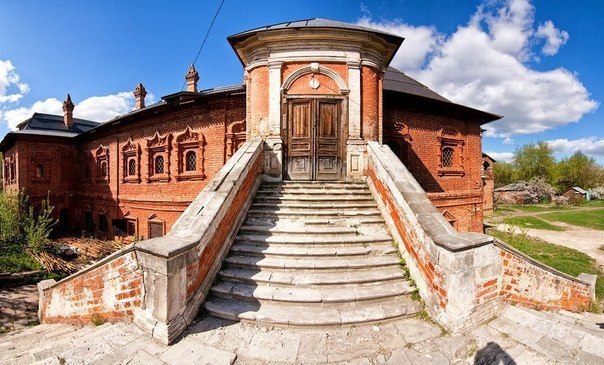 Крутицкое подворье Крутицкое подворье