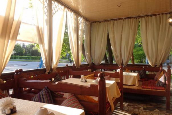 10 ресторанов Москвы с уникальными кухнями 10 ресторанов Москвы с уникальными кухнями