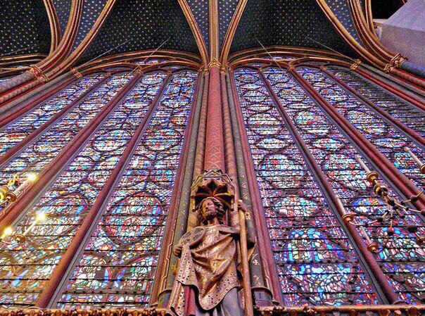 Витражи из парижской часовни Сент-Шапель покажут в Кремле Витражи из парижской часовни Сент-Шапель покажут в Кремле