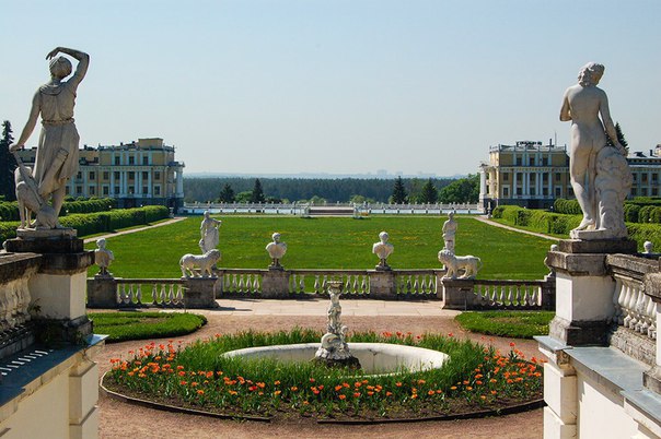 Места в Москве и Подмосковье, где можно почувствовать себя за границей Места в Москве и Подмосковье, где можно почувствовать себя за границей