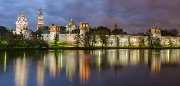Предлагаем подборку лучших мест ночной Москвы Предлагаем подборку лучших мест ночной Москвы