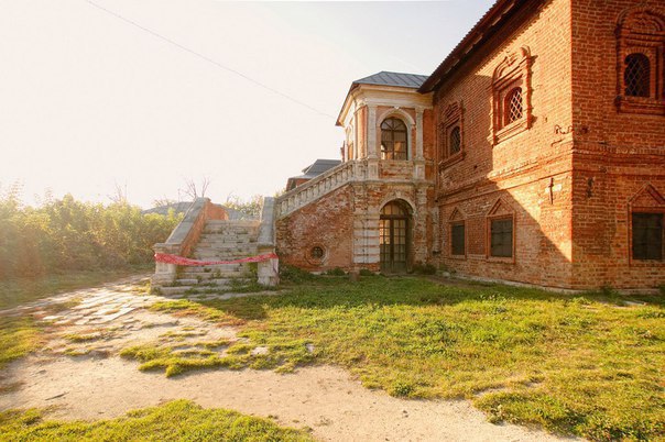 КРУТИЦКОЕ ПОДВОРЬЕ КРУТИЦКОЕ ПОДВОРЬЕ