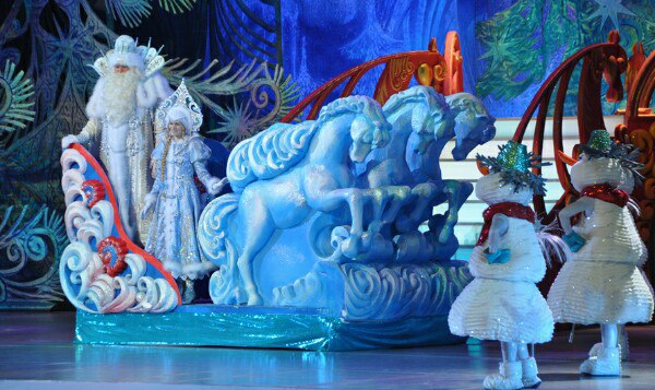 Что приготовил город на праздники? Что приготовил город на праздники?