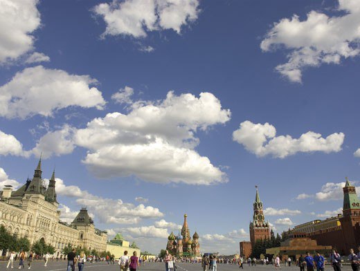 В Москве ясную погоду на День города обеспечит спецавиация В Москве ясную погоду на День города обеспечит спецавиация