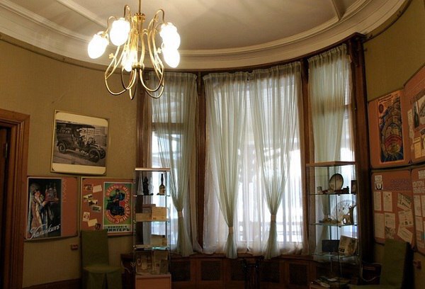 Особняк Носова — двухэтажный дом московского купца-старообрядца Особняк Носова — двухэтажный дом московского купца-старообрядца