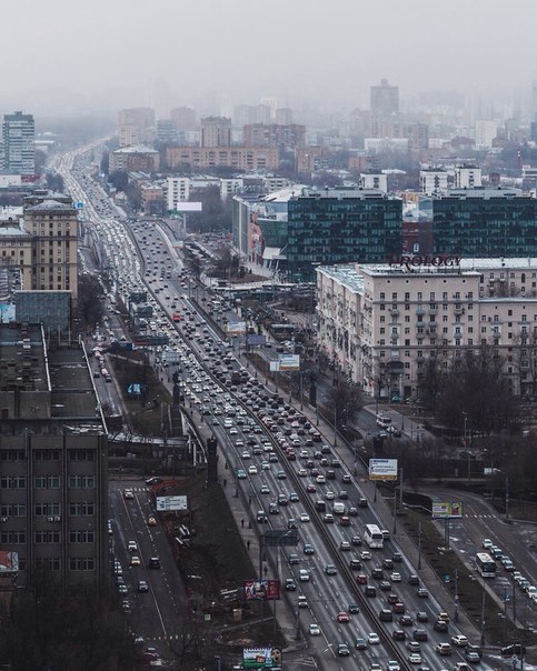 "Автомобиль — это свобода" - говорили они "Автомобиль — это свобода" - говорили они