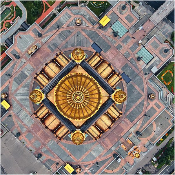 Храм Христа Спасителя, вид сверху Храм Христа Спасителя, вид сверху