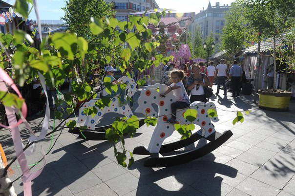 Лучшие площадки фестиваля «Московское лето. Цветочный джем» Лучшие площадки фестиваля «Московское лето. Цветочный джем»