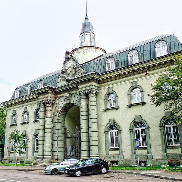 10 удивительных зданий Москвы, о которых Вы могли не знать 10 удивительных зданий Москвы, о которых Вы могли не знать